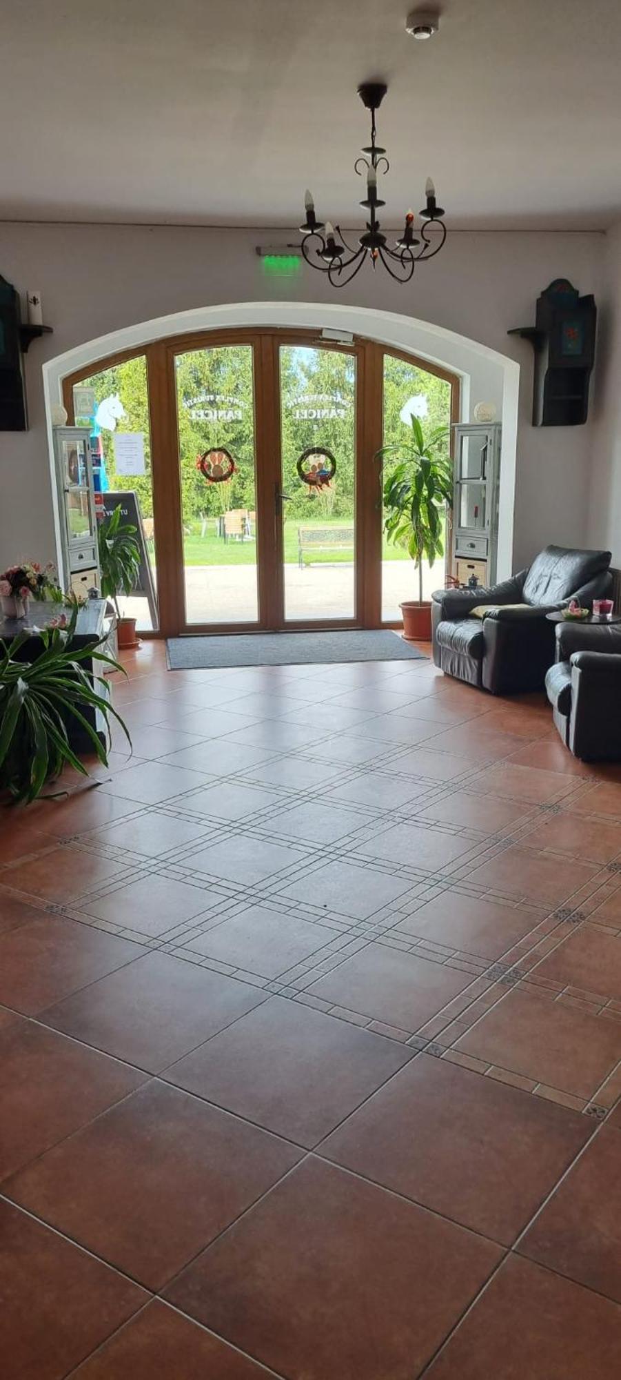 Complex Panicel Râșnov Zewnętrze zdjęcie